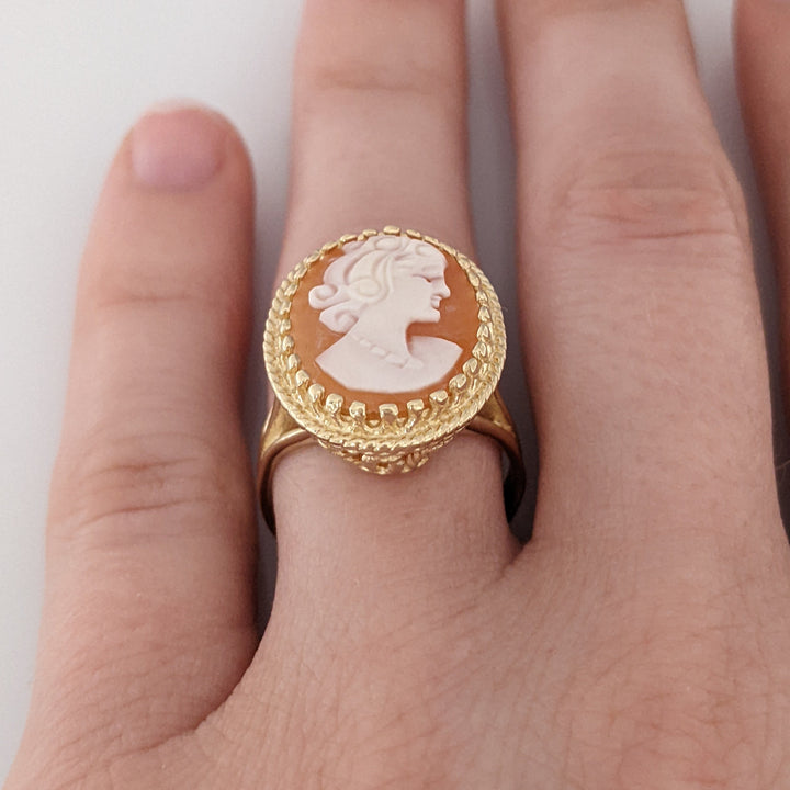 10K CAMEO OVAL 13X18 ESTATE RING 4.6 GRAMS