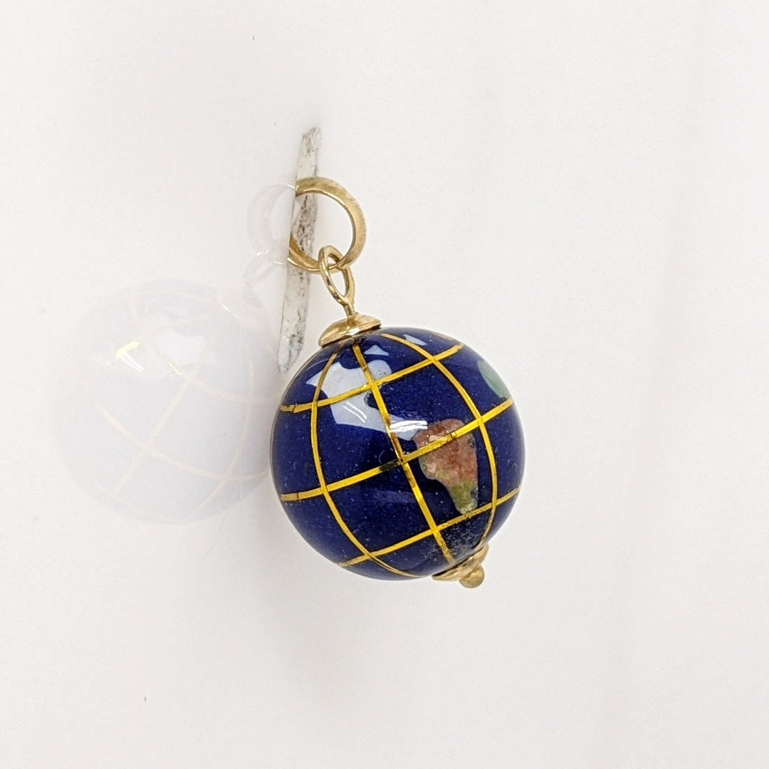 10K GLOBE 3D ESTATE PENDANT  1.5 GRAMS