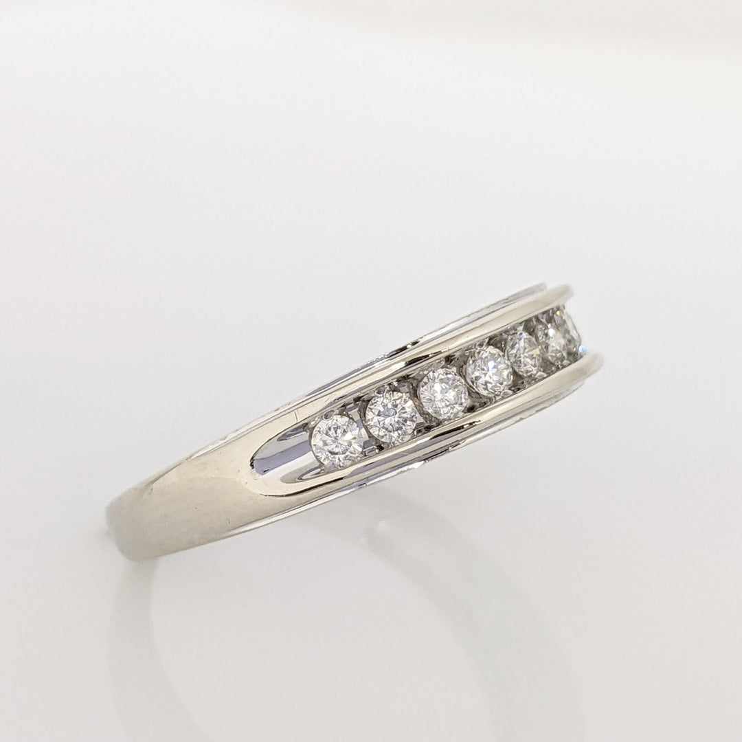 14K WHITE .33 CARAT TOTAL WEIGHT I1 H DIAMOND ROUND (11) ESTATE CHANNEL SET BAND 3.7 GRAMS