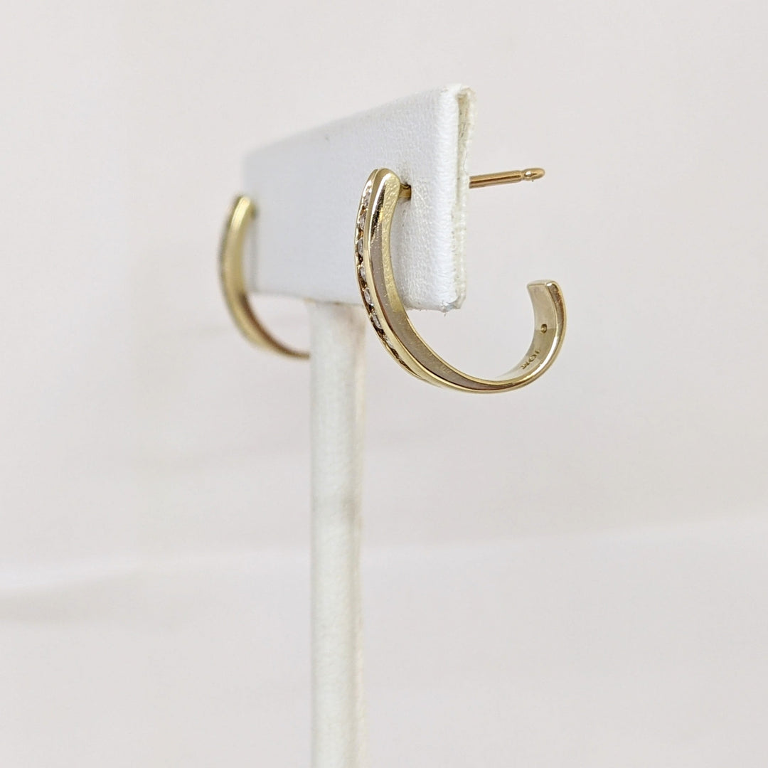 10K .24 CARAT TOTAL WEIGHT I1 P DIAMOND ROUND (16) CHANNEL SET J HOOP ESTATE EARRINGS 2.5 GRAMS