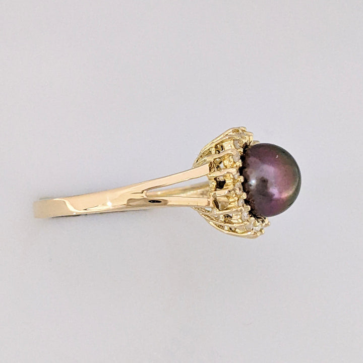 14K DYED PEARL ROUND 7MM WITH (18) MELEE ESTATE RING 2.1 GRAMS