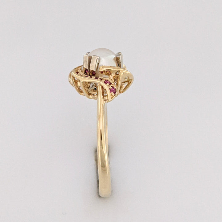 14K PEARL ROUND 6MM WITH (10) RUBY AND (6) MELEE ESTATE RING 3.0 GRAMS