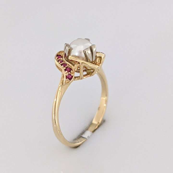 14K PEARL ROUND 6MM WITH (10) RUBY AND (6) MELEE ESTATE RING 3.0 GRAMS