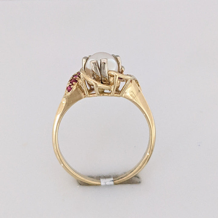 14K PEARL ROUND 6MM WITH (10) RUBY AND (6) MELEE ESTATE RING 3.0 GRAMS