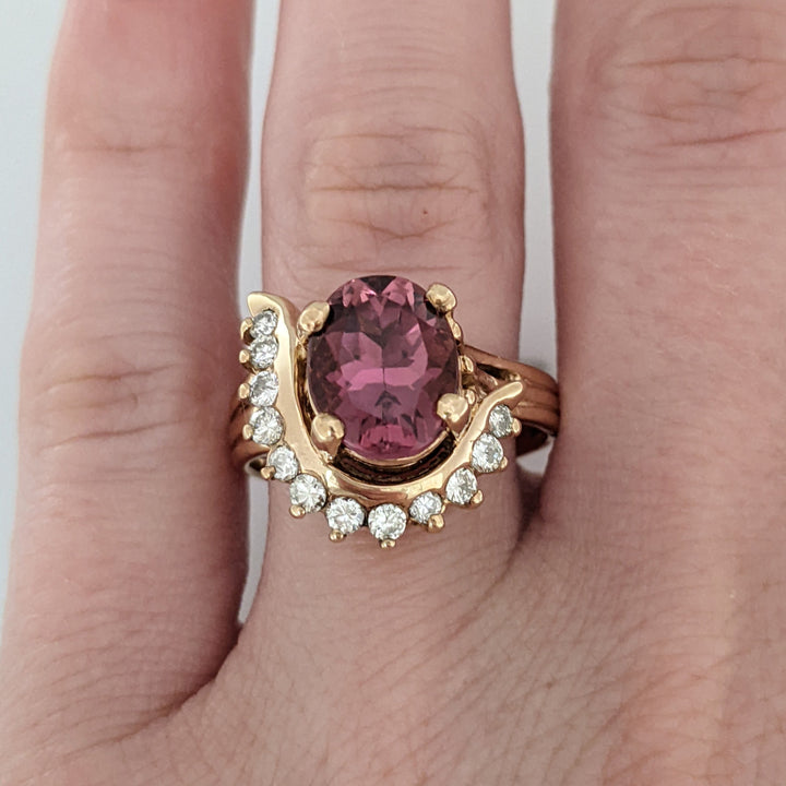 10K RASPBERRY TOURMALINE OVAL 8X10 WITH .50 DIAMOND TOTAL WEIGHT ESTATE RING 5.8 GRAMS