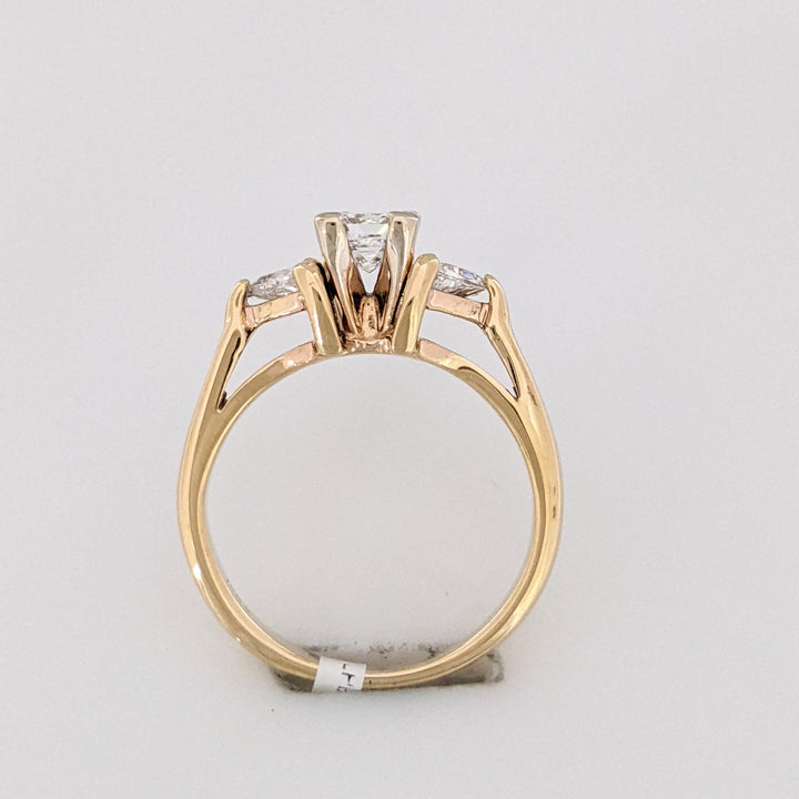 14K .77 CARAT TOTAL WEIGHT VS H DIAMOND PRINCESS CUT WITH (2) TRILLION TRINITY ESTATE RING