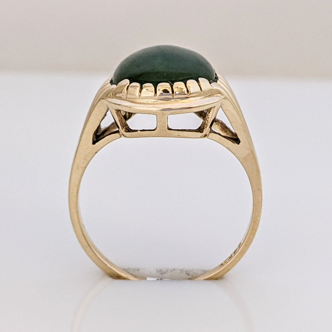 14K JADE OVAL 10X12 ESTATE RING WITH RIBBED SHANK 3.5 GRAMS