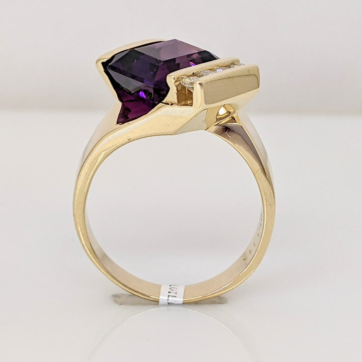 14K AMETHYST EMERALD CUT 8X10 BAR SET WITH (4) DIAMONDS ESTATE RING 7.4 GRAMS