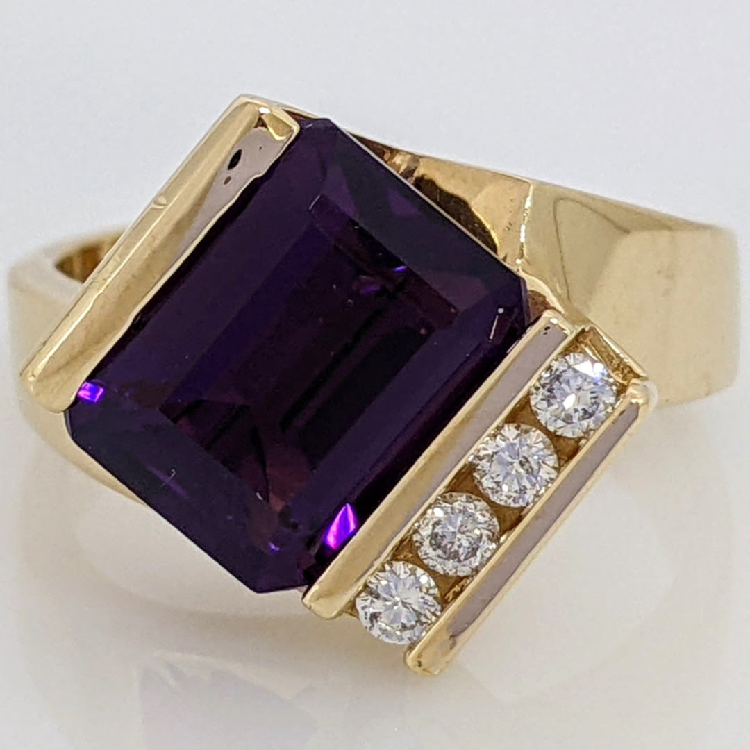 14K AMETHYST EMERALD CUT 8X10 BAR SET WITH (4) DIAMONDS ESTATE RING 7.4 GRAMS