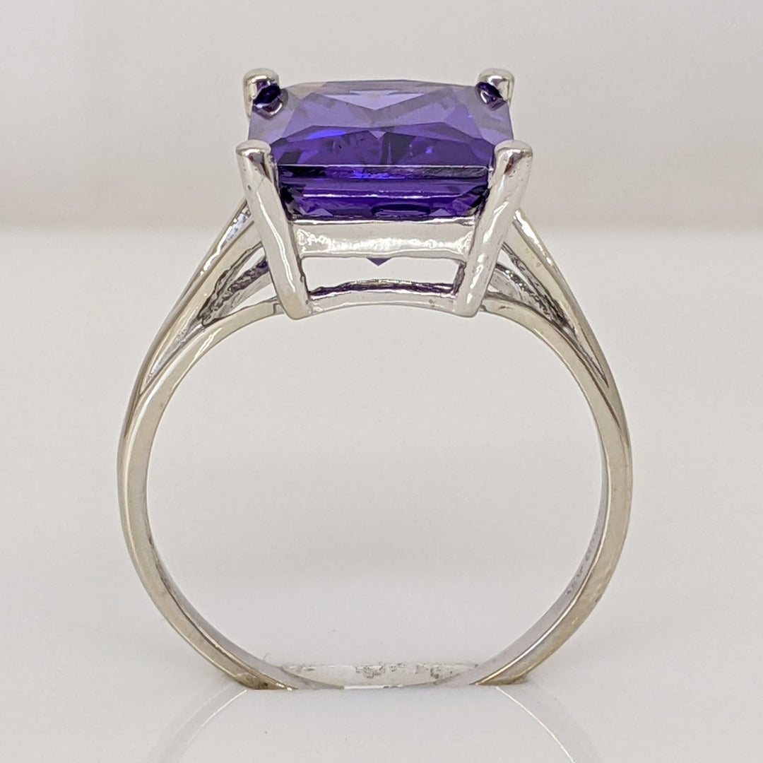 10K WHITE PURPLE GLASS EMERALD CUT 10X12 ESTATE RING 4.4 GRAMS