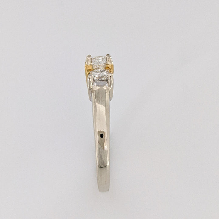 14K TWO-TONE 1.00 CARAT TOTAL WEIGHT  I1 I DIAMOND PRINCESS CUT (3) TRINTIY ESTATE RING 5.2 GRAMS