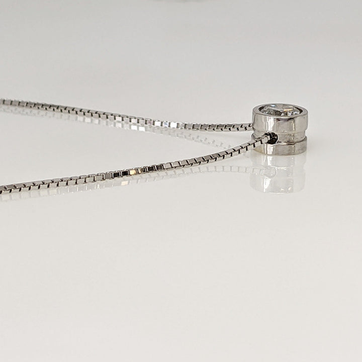 14K WHITE .80 CARAT TOTAL SI2 I DIAMOND ROUND ESTATE BEZEL PENDANT & CHAIN 4.0 GRAMS
