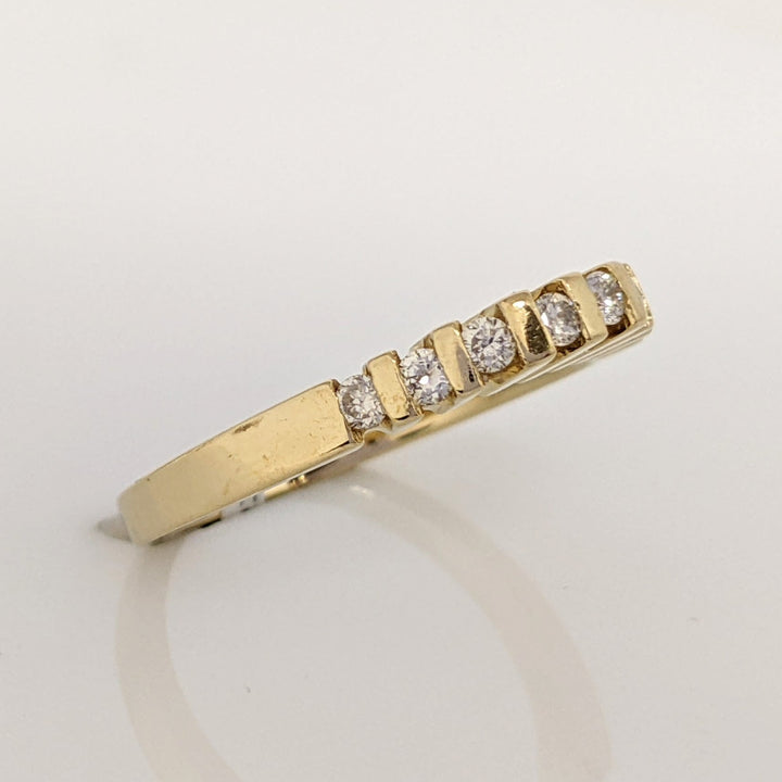 14K .20 CARAT TOTAL WEIGHT SI2 I DIAMOND ROUND (8) BAR SET ESTATE RING 2.7 GRAMS