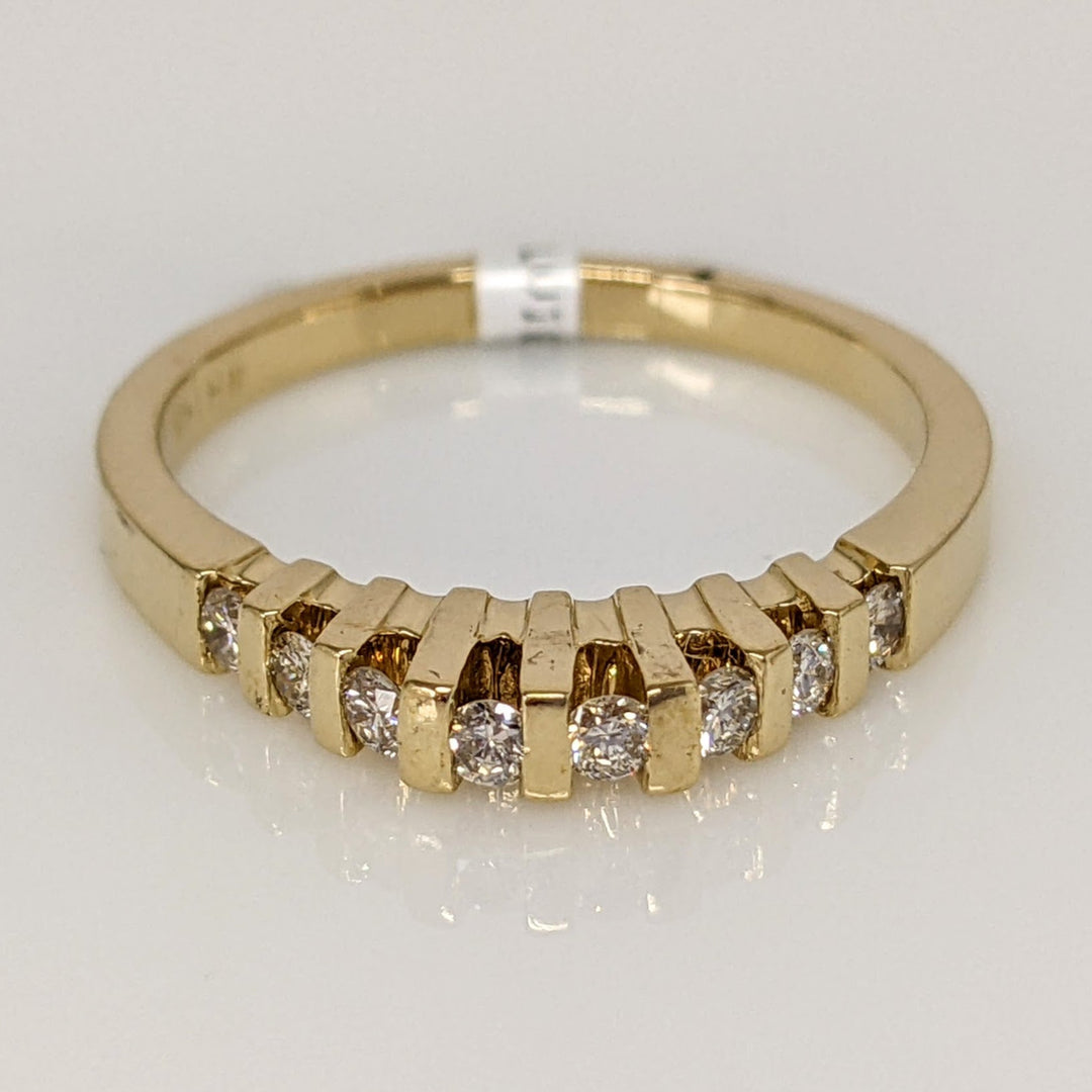 14K .20 CARAT TOTAL WEIGHT SI2 I DIAMOND ROUND (8) BAR SET ESTATE RING 2.7 GRAMS