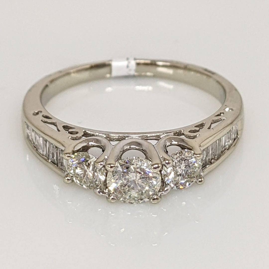 10K WHITE .81 CARAT TOTAL WEIGHT I2 I-J DIAMOND ROUND (3) BAGUETTE (12) ESTATE RING 2.5 GRAMS