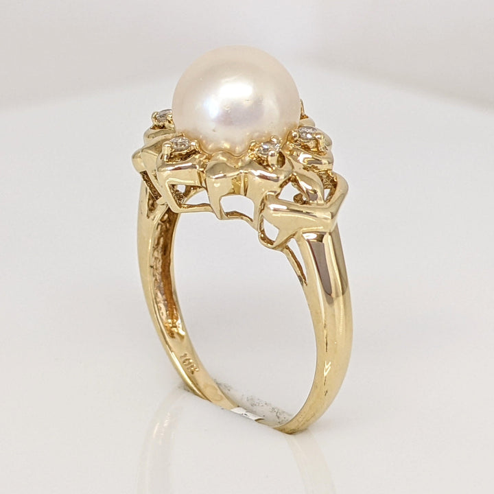 10K PEARL ROUND 8MM WITH (6) MELEE ESTATE RING 3.2 GRAMS