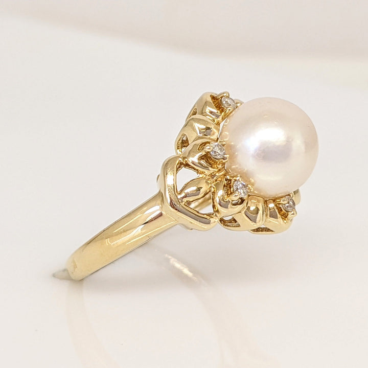 10K PEARL ROUND 8MM WITH (6) MELEE ESTATE RING 3.2 GRAMS