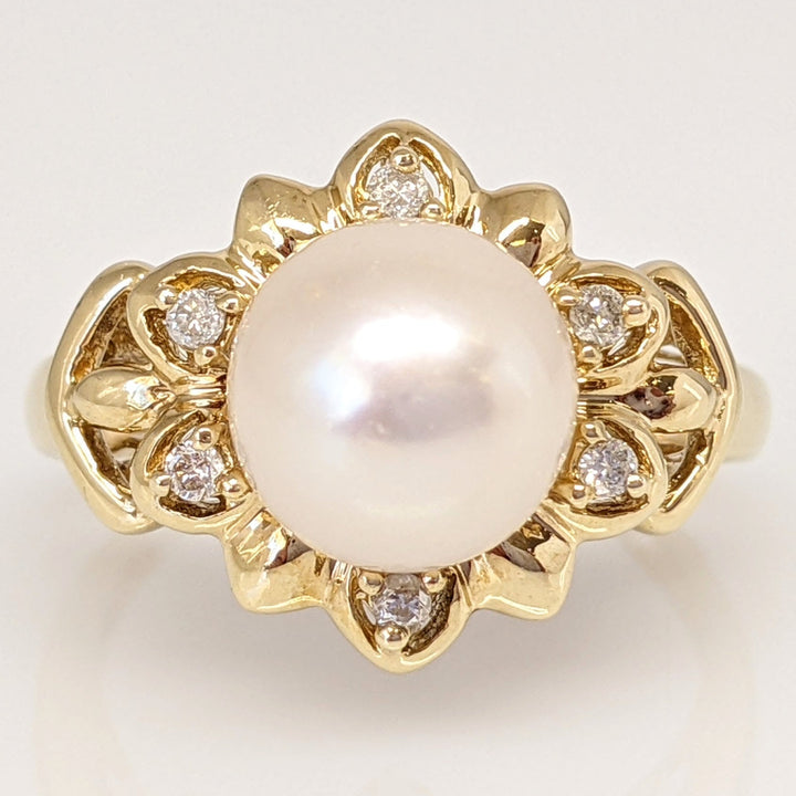10K PEARL ROUND 8MM WITH (6) MELEE ESTATE RING 3.2 GRAMS