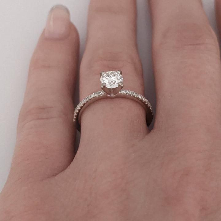 14K WHITE .61 CARAT TOTAL WEIGHT VS1 H DIAMOND ROUND (23) ESTATE RING 2.1 GRAMS