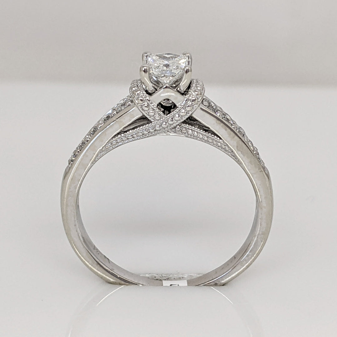 14K WHITE .50 CARAT TOTAL WEIGHT SI1 F DIAMOND PRINCESS CUT (1) ROUND (10) ESTATE RING 3.0 GRAMS