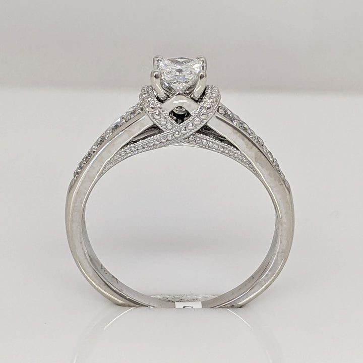 14K WHITE .50 CARAT TOTAL WEIGHT SI1 F DIAMOND PRINCESS CUT (1) ROUND (10) ESTATE RING 3.0 GRAMS