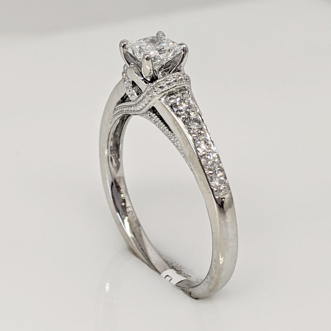 14K WHITE .50 CARAT TOTAL WEIGHT SI1 F DIAMOND PRINCESS CUT (1) ROUND (10) ESTATE RING 3.0 GRAMS