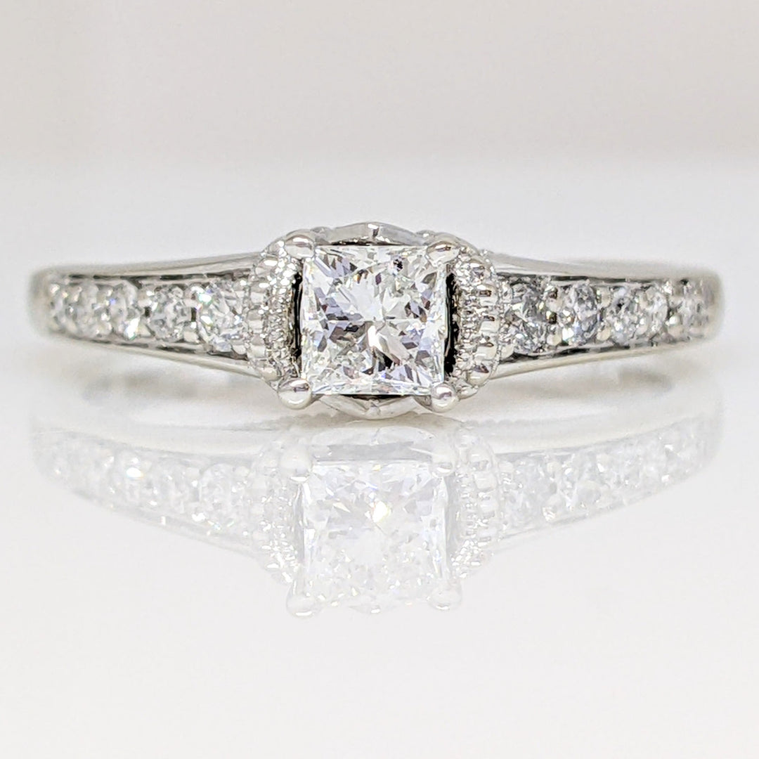14K WHITE .50 CARAT TOTAL WEIGHT SI1 F DIAMOND PRINCESS CUT (1) ROUND (10) ESTATE RING 3.0 GRAMS