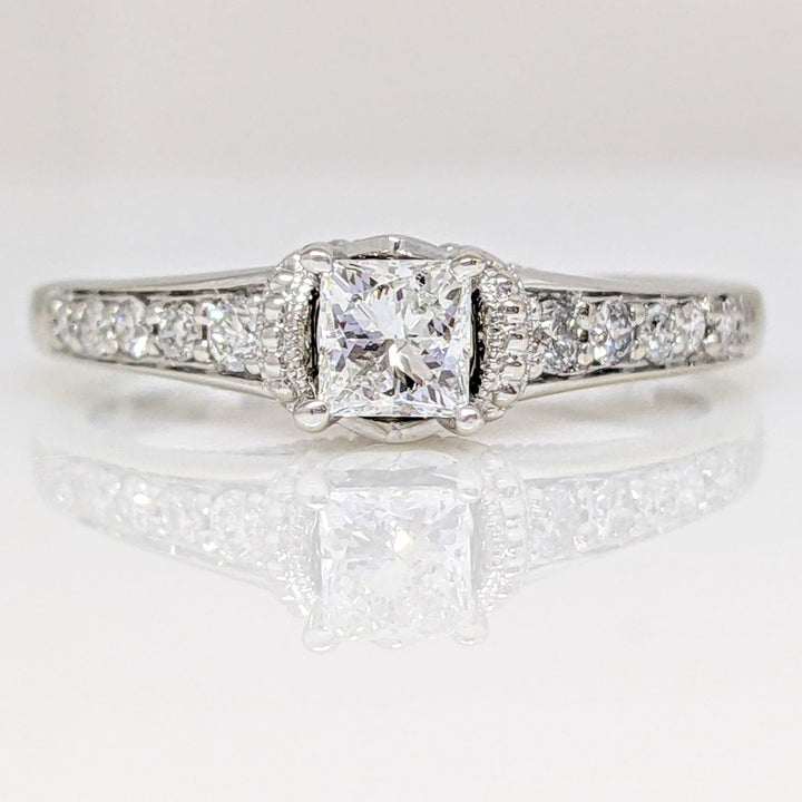 14K WHITE .50 CARAT TOTAL WEIGHT SI1 F DIAMOND PRINCESS CUT (1) ROUND (10) ESTATE RING 3.0 GRAMS