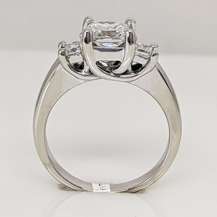 14K WHITE 1.04 CARAT TOTAL WEIGHT VS2 G DIAMOND PRINCESS CUT (3) ESTATE RING 4.4 GRAMS