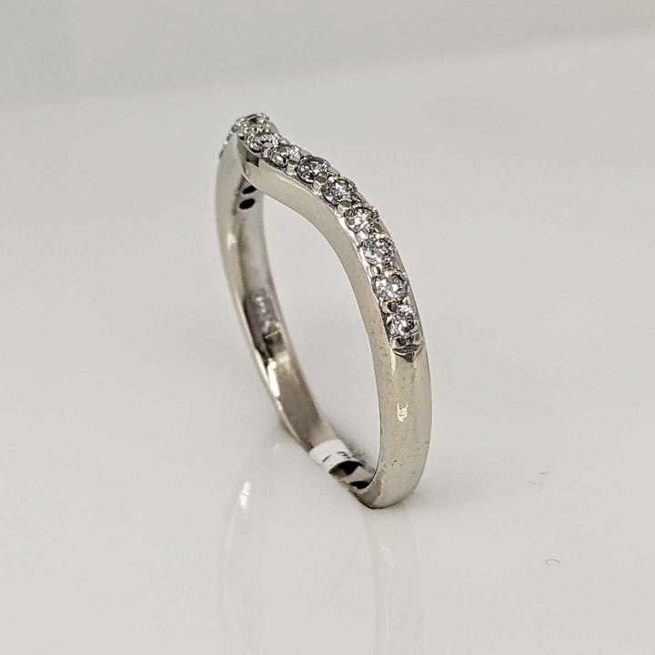 14K WHITE .23 CARAT TOTAL WEIGHT I1 I DIAMOND ROUND (15) ESTATE CURVED BAND 2.6 GRAMS