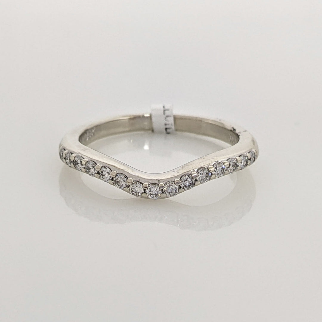 14K WHITE .23 CARAT TOTAL WEIGHT I1 I DIAMOND ROUND (15) ESTATE CURVED BAND 2.6 GRAMS