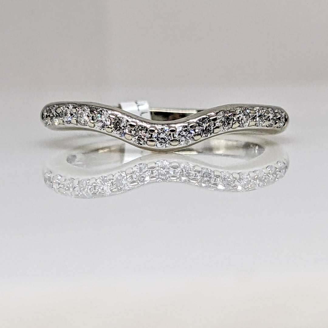 14K WHITE .23 CARAT TOTAL WEIGHT I1 I DIAMOND ROUND (15) ESTATE CURVED BAND 2.6 GRAMS