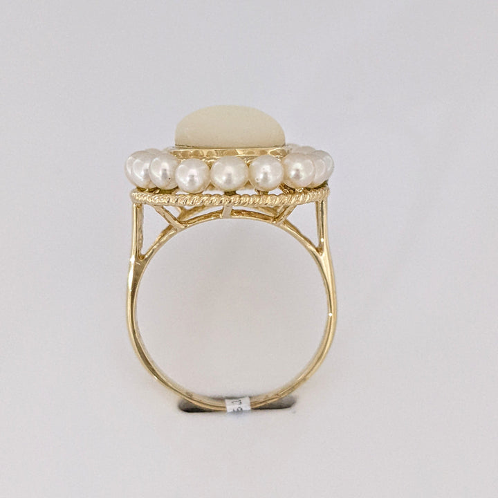 14K MOON STONE OVAL WITH ROUND PEARL TRIM ESTATE RING 6.4 GRAMS