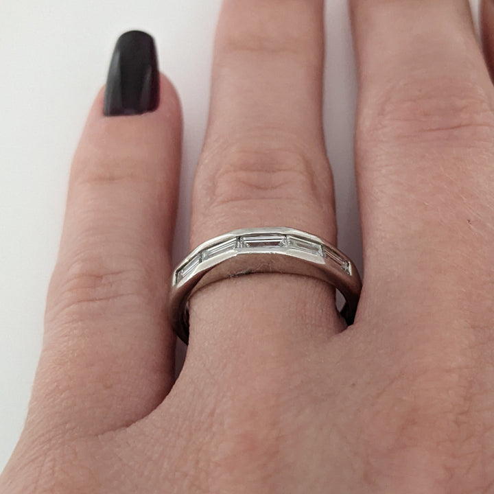 PLATINUM .50 CARAT TOTAL WEIGHT VS1 D DIAMOND BAGUETTE (5) ESTATE CHANNEL SET BAND 6.3 GRAMS