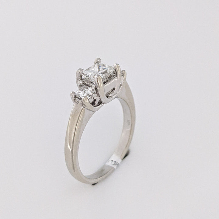 14K WHITE 1.04 CARAT TOTAL WEIGHT VS2 G DIAMOND PRINCESS CUT (3) ESTATE RING 4.4 GRAMS