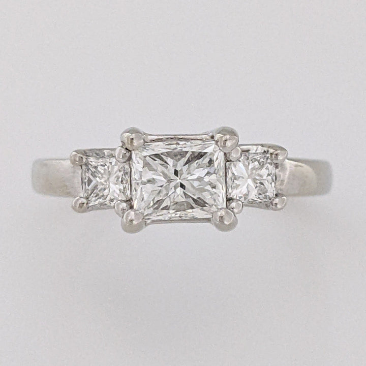 14K WHITE 1.04 CARAT TOTAL WEIGHT VS2 G DIAMOND PRINCESS CUT (3) ESTATE RING 4.4 GRAMS
