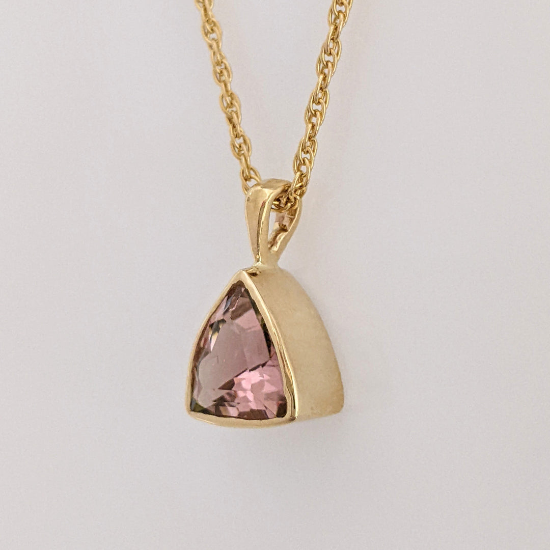 14K PINK TOURMALINE TRILLION 10MM BEZEL ESTATE PENDANT & CHAIN 6.4 GRAMS