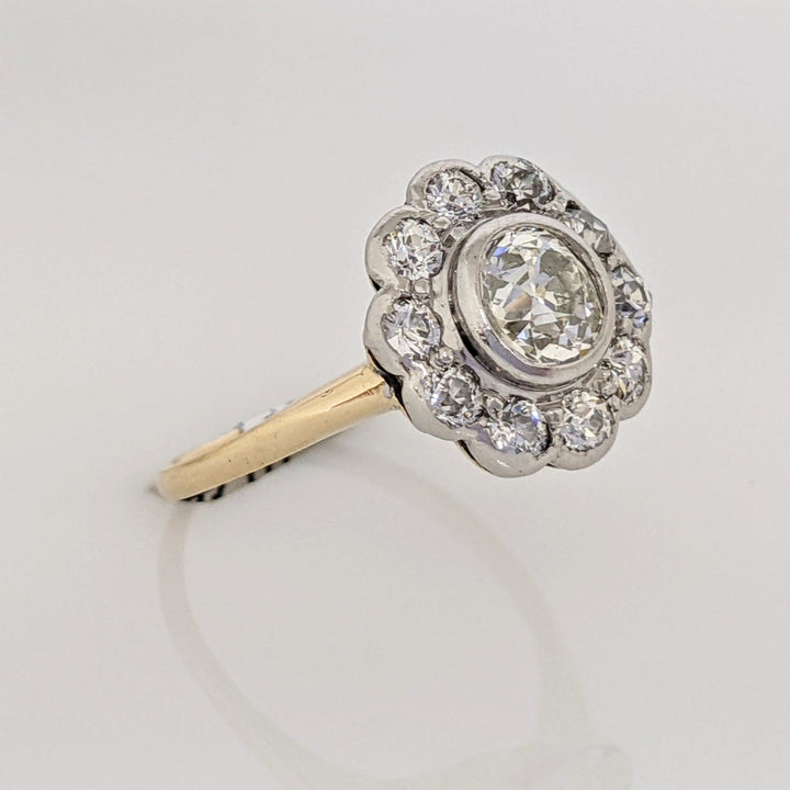 14K .85 CARAT TOTAL WEIGHT VS2 I DIAMOND ROUND (11) BEZEL FLORAL ESTATE RING 2.3 GRAMS