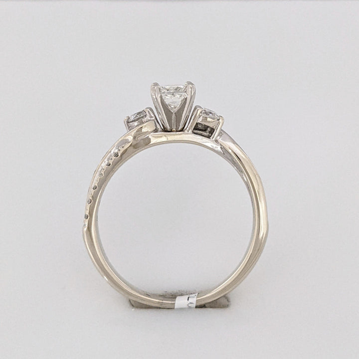 14K WHITE .74 CARAT TOTAL WEIGHT I1 I DIAMOND ROUND (15) ESTATE RING 3.7 GRAMS