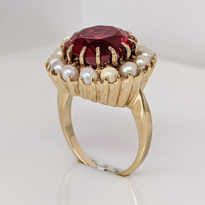 14K SYNTHETIC RUBY ROUND 12MM WITH (14) CULTURED PEARLS ESTATE RING 8.5 GRAMS