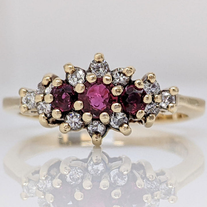14K RUBY ROUND (3) STONES WITH (12) DIAMONDS .24 DIAMOND TOTAL WEIGHT ESTATE RING 3.7 GRAMS