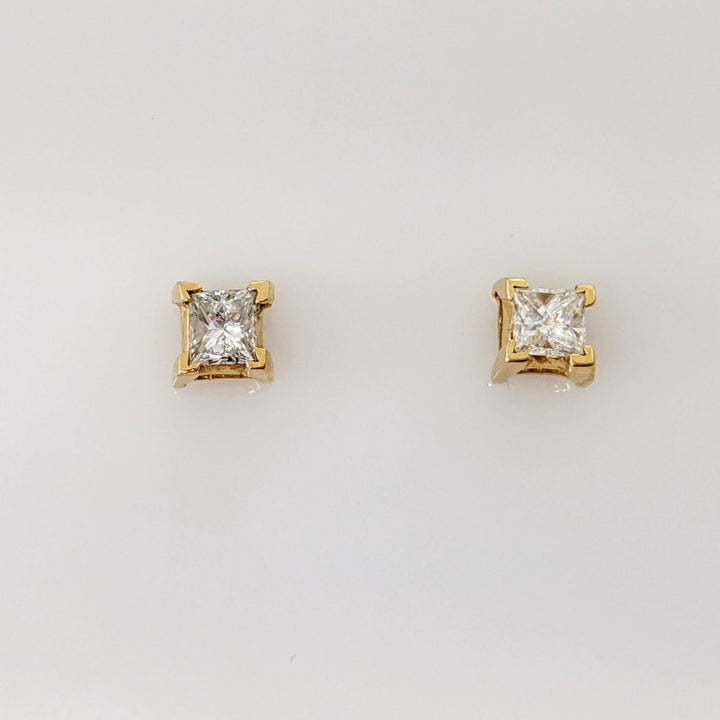 14K .32 CARAT TOTAL WEIGHT SI1 G DIAMOND PRINCESS CUT (2) ESTATE STUD EARRINGS 0.7 GRAMS