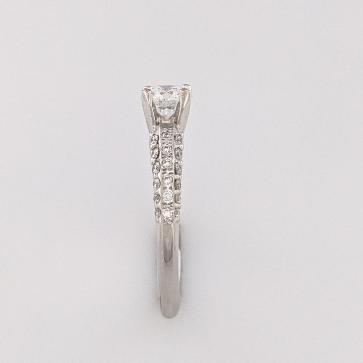 14K WHITE 1.30 CARAT TOTAL WEIGHT I1 H DIAMOND ROUND (37) ESTATE RING 4.9G