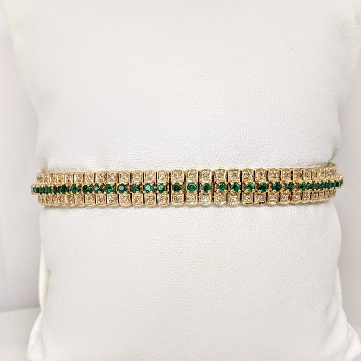14K EMERALD ROUND (67) 2MM WITH 1.34 DIAMOND TOTAL WEIGHT ESTATE BRACELET 21.3 GRAMS
