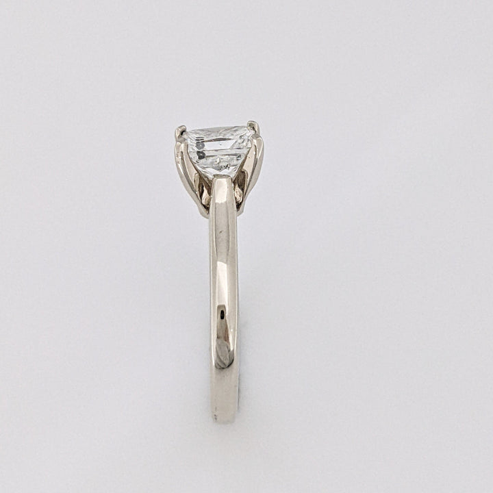 14K WHITE .91 CARAT TOTAL I1 H DIAMOND EMERALD CUT ESTATE RING 2.6 GRAMS