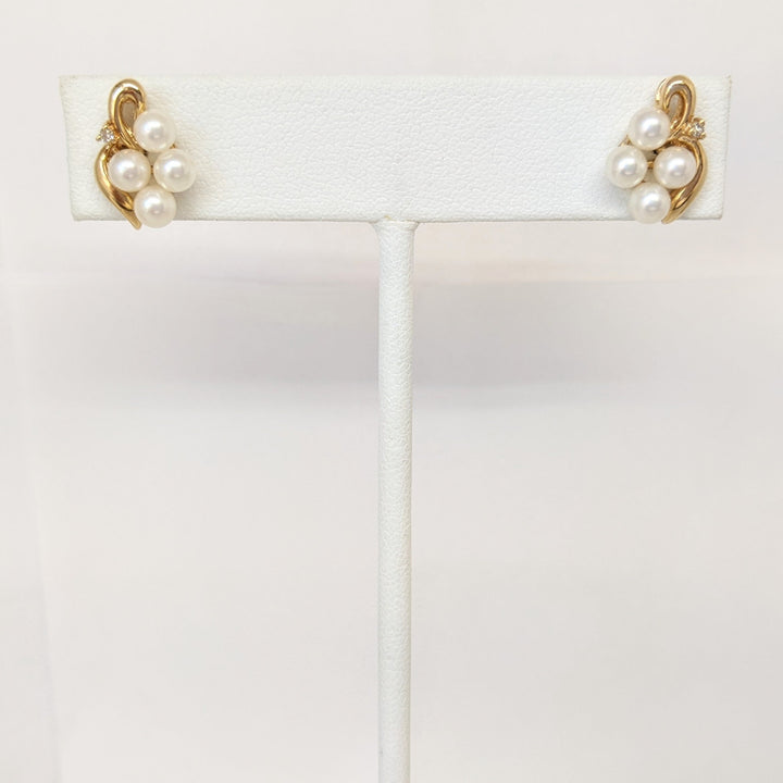 14K PEARL ROUND (8) 3-4MM CLUSTER WITH MELEE ESTATE EARRINGS 2.8 GRAMS