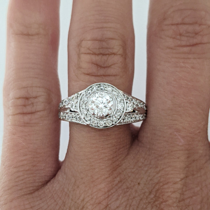 14K WHITE 1.20 CARAT TOTAL WEIGHT SI1 H-I DIAMOND ROUND (54) ESTATE RING 4.9 GRAMS