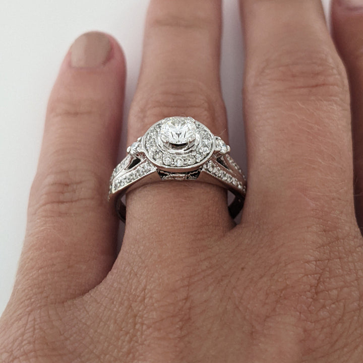 14K WHITE 1.20 CARAT TOTAL WEIGHT SI1 H-I DIAMOND ROUND (54) ESTATE RING 4.9 GRAMS