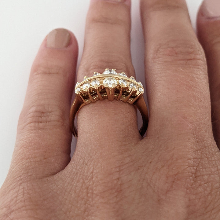 14K .61 CARAT TOTAL WEIGHT SI1 K DIAMOND ROUND (14) ESTATE RING 3.8 GRAMS