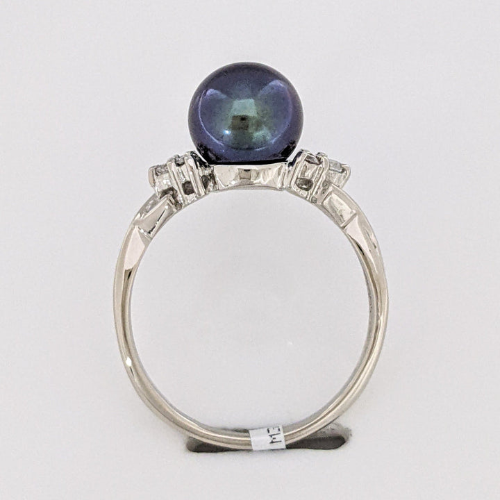 14K WHITE BLACK PEARL ROUND 8MM WITH .10 DIAMOND TOTAL WEIGHT (8) ESTATE RING 3.0 GRAMS